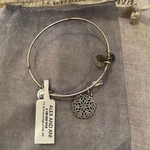 Alex and ani snowflake bracelet NWT